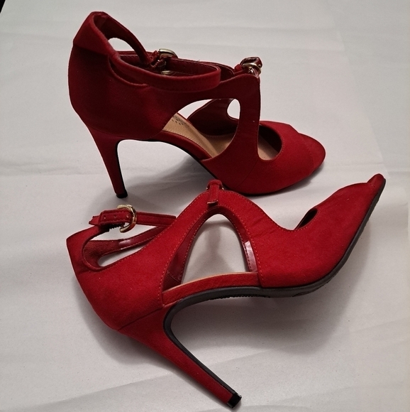 Christian Seriano Red Double Buckle Open Toe Heels - Picture 1 of 10